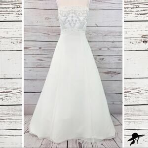 Alfred Angelo Ivory Beaded Wedding Dress, Style 1505, Size 4